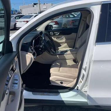 2017 Mercedes-Benz GLC 300 4MATIC