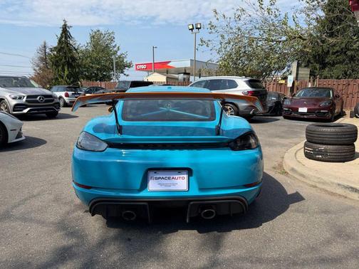 2021 Porsche 718 Cayman GT4