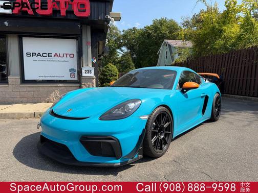 2021 Porsche 718 Cayman GT4