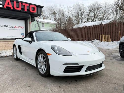 2018 Porsche 718 Boxster Roadster 2D