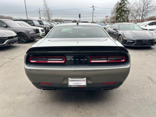 2019 Dodge Challenger R/T Scat Pack Widebody