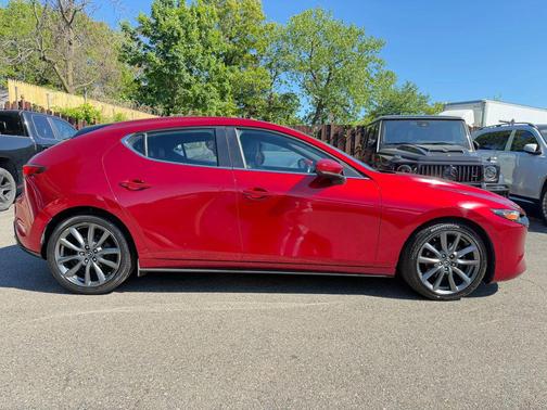 Soul Red Crystal Metallic 2019 Mazda Mazda3 AWD