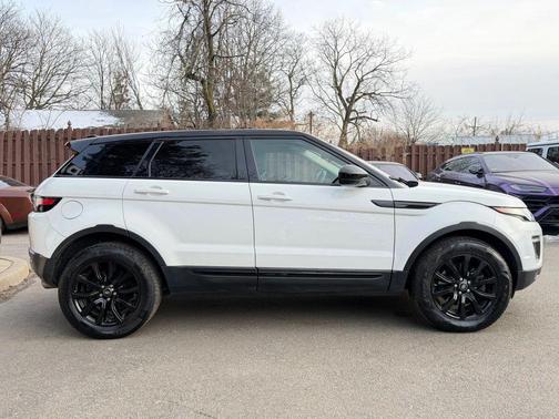 2019 Land Rover Range Rover Evoque SE