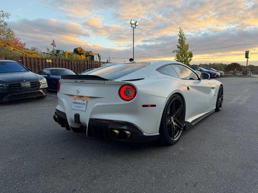 2014 Ferrari F12berlinetta Base