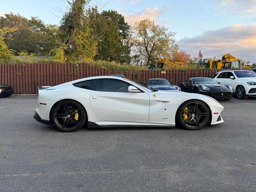 2014 Ferrari F12berlinetta Base