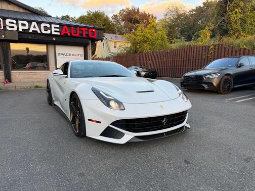 2014 Ferrari F12berlinetta Base