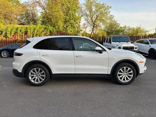 2019 Porsche Cayenne Base