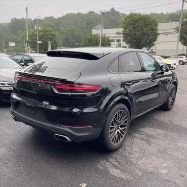2022 Porsche Cayenne Platinum Edition