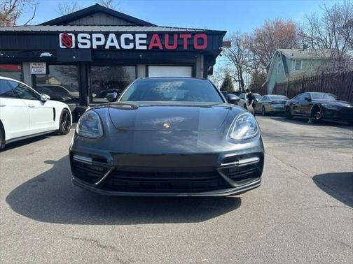 2017 Porsche Panamera Turbo