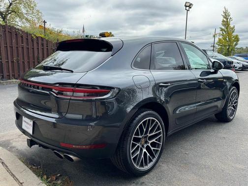 2020 Porsche Macan S