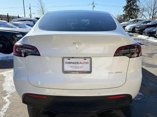 2021 Tesla Model Y Long Range Dual Motor All-Wheel Drive