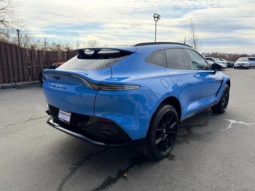 2021 Aston Martin DBX Sport Utility 4D