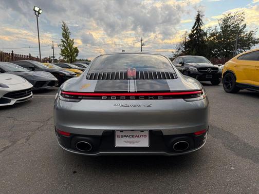 2020 Porsche 911 Carrera 4S