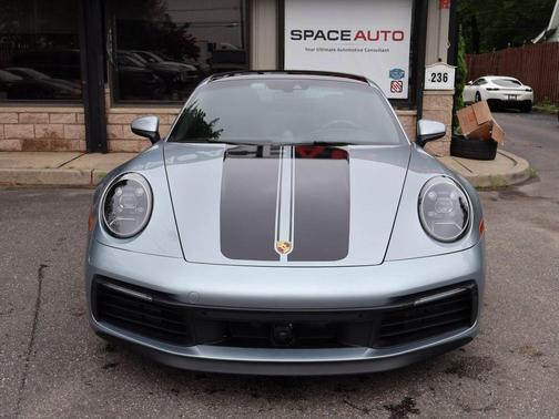 2020 Porsche 911 Carrera 4S