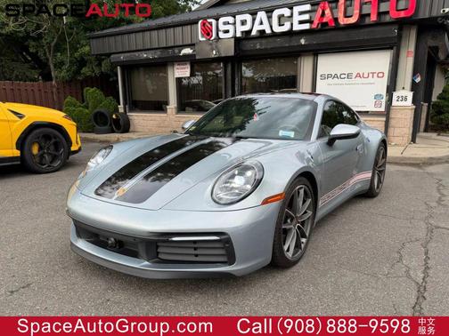 2020 Porsche 911 Carrera 4S