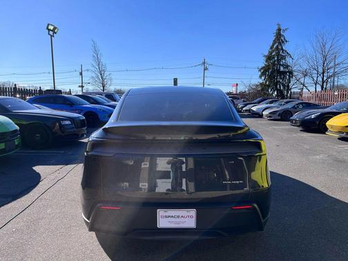 2026 Tesla Model Y Launch Series Long Range Sport Utility 4D