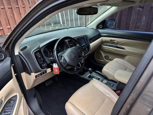 2016 Mitsubishi Outlander GT