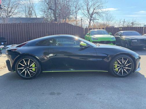 2020 Aston Martin Vantage Coupe 2D