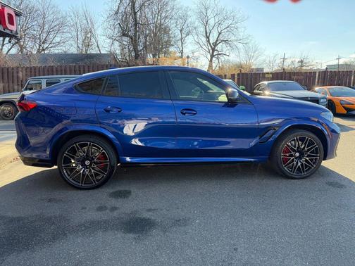 2022 BMW X6 M Sport Utility 4D