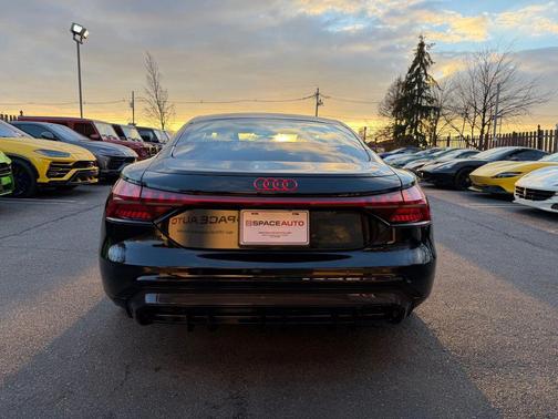 2023 Audi RS e-tron GT quattro