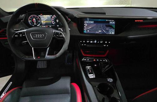 2023 Audi RS e-tron GT quattro