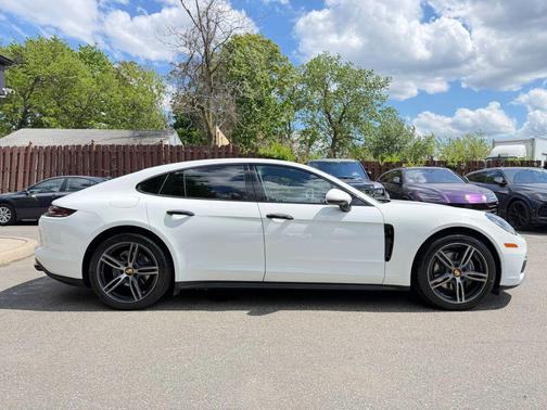 White 2018 Porsche Panamera 4