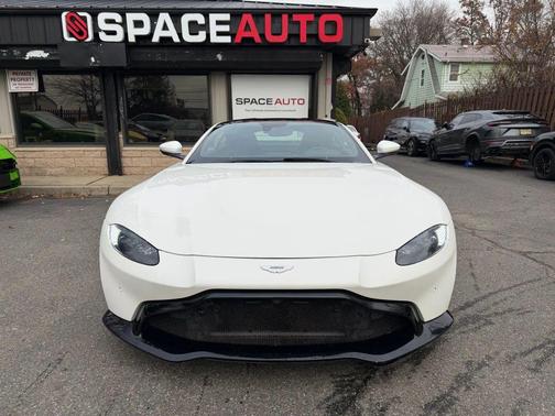 2019 Aston Martin Vantage Coupe 2D