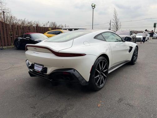2019 Aston Martin Vantage Coupe 2D