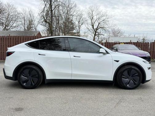 2026 Tesla Model Y Premium All-Wheel Drive