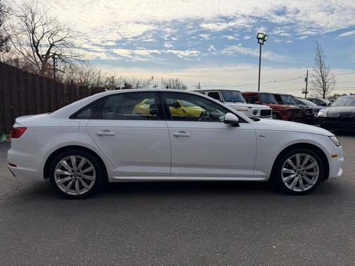 2017 Audi A4 Season of Audi ultra Premium