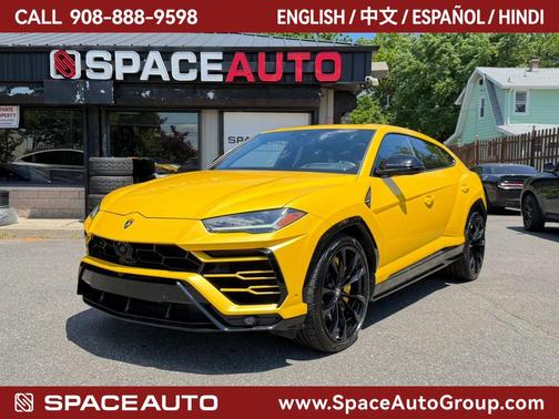 Giallo Inti Pearl 2021 Lamborghini Urus Sport Utility 4D