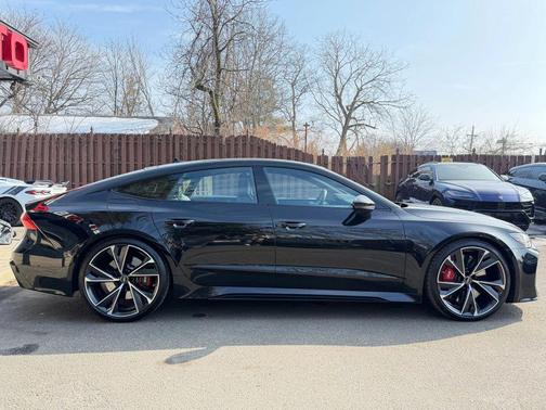 2022 Audi RS 7 4.0T