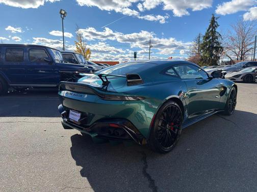 2022 Aston Martin Vantage F1 Edition