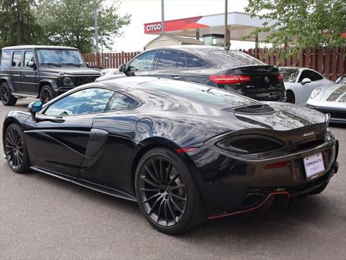 2017 McLaren 570GT Base