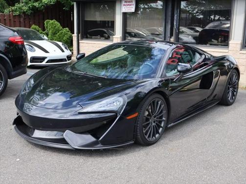 2017 McLaren 570GT Base