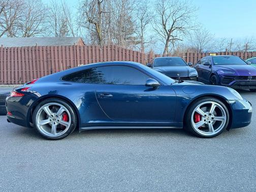 2013 Porsche 911 Carrera 4S
