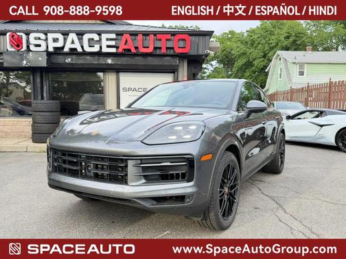 Gray 2024 Porsche Cayenne Cayenne