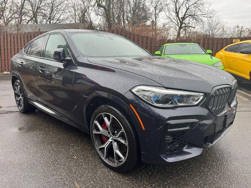 2022 BMW X6 M50i