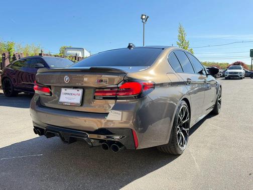 Alvite Grey Metallic 2021 BMW M5 Base