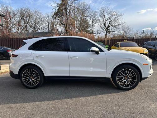 2021 Porsche Cayenne Cayenne