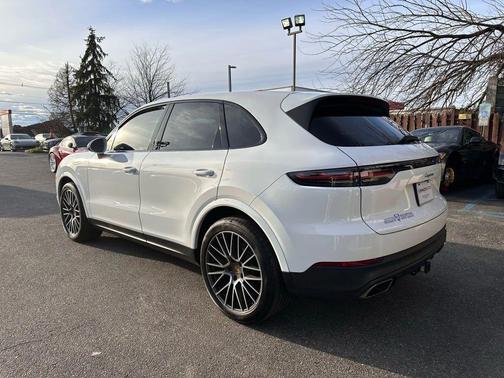 2021 Porsche Cayenne Cayenne
