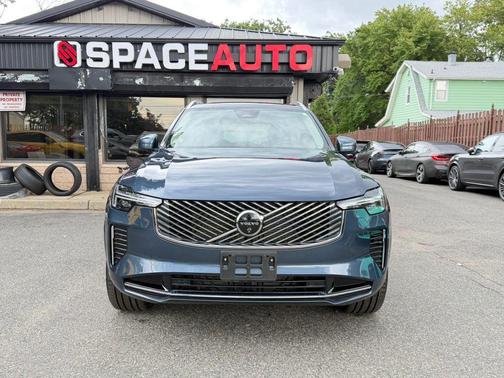 Denim Blue Metallic 2025 Volvo XC90 B6 Plus 6-Seater
