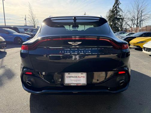 2021 Aston Martin DBX Sport Utility 4D