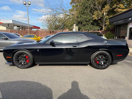 2015 Dodge Challenger SRT Hellcat