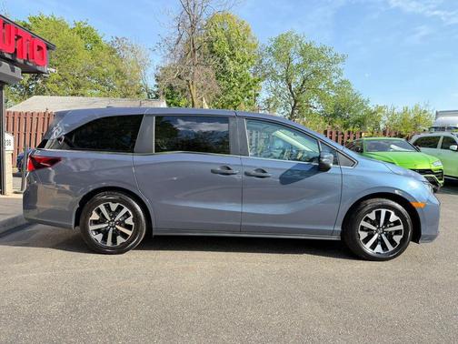 Blue 2026 Honda Odyssey EX-L
