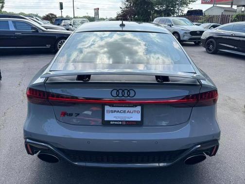 2021 Audi RS 7 4.0T