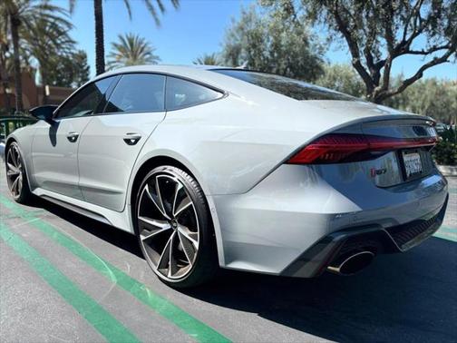 2021 Audi RS 7 4.0T