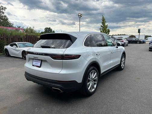 2019 Porsche Cayenne Sport Utility 4D
