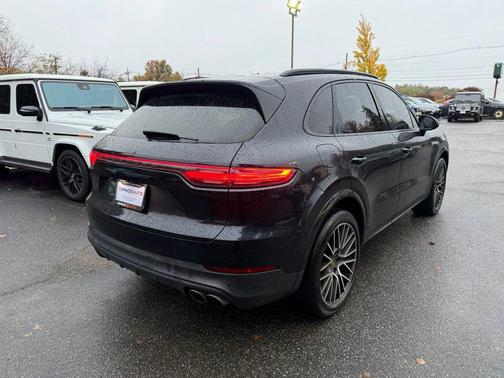 2020 Porsche Cayenne S