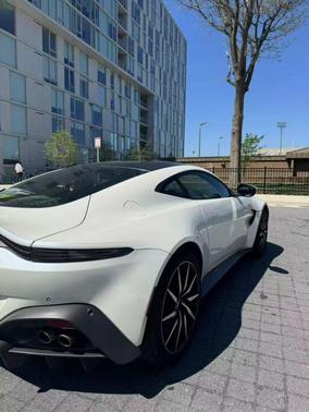 2020 Aston Martin Vantage Coupe 2D